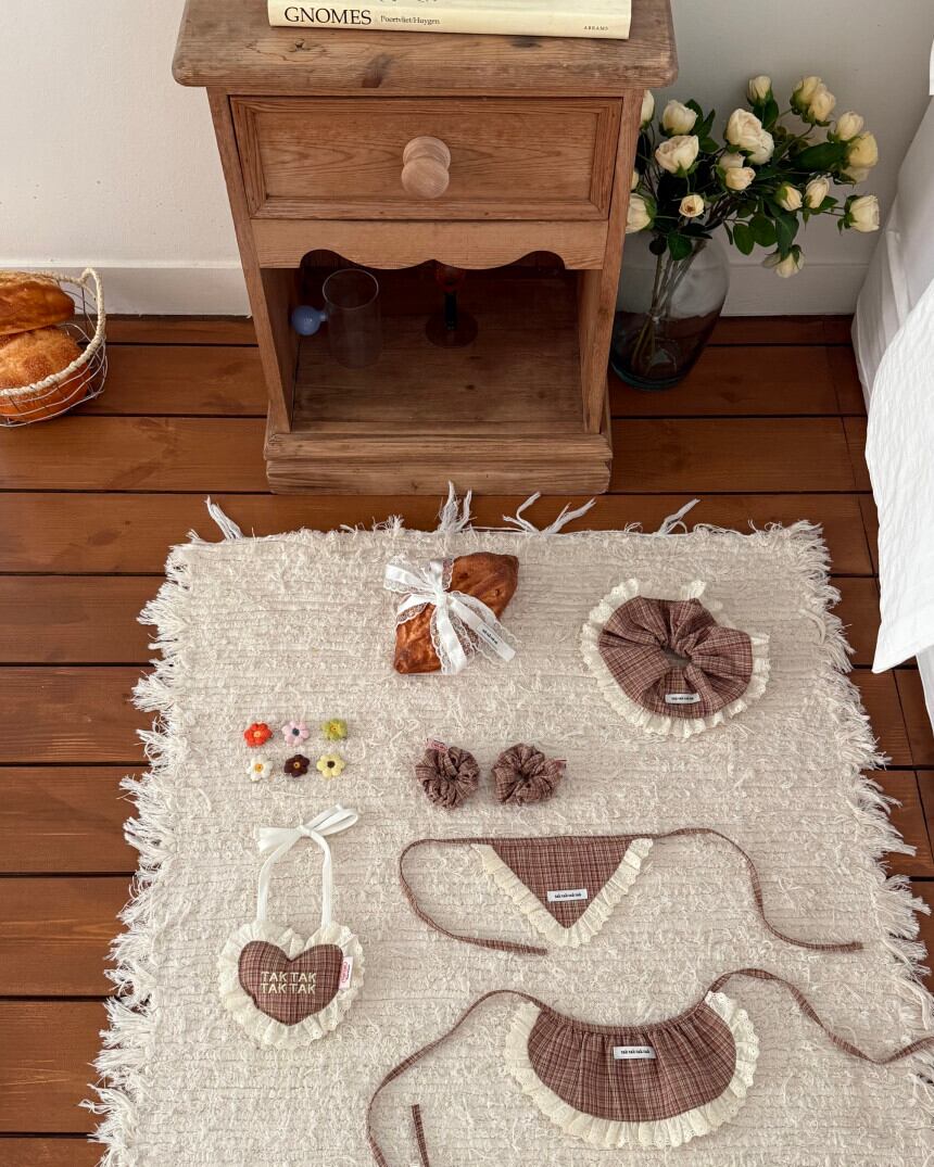 ネーム刺繍［tak!tak!tak!tak!］antique check heart bib （スタイ単品）