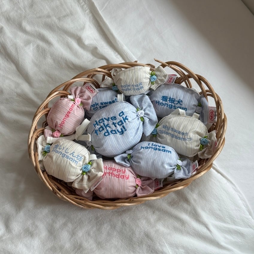 特典付き!/ネーム刺繍［tak!tak!tak!tak!］bon bon candy bib