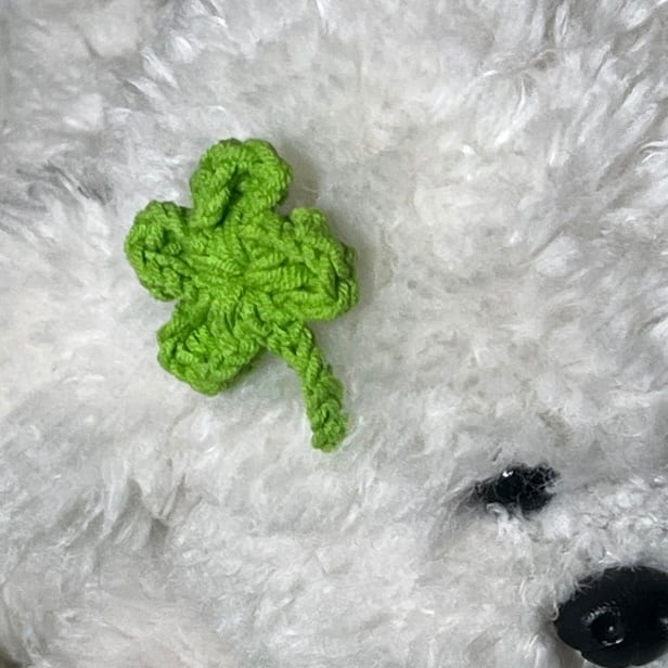 予約［tak!tak!tak!tak!］Clover hairpin（ヘアピン）