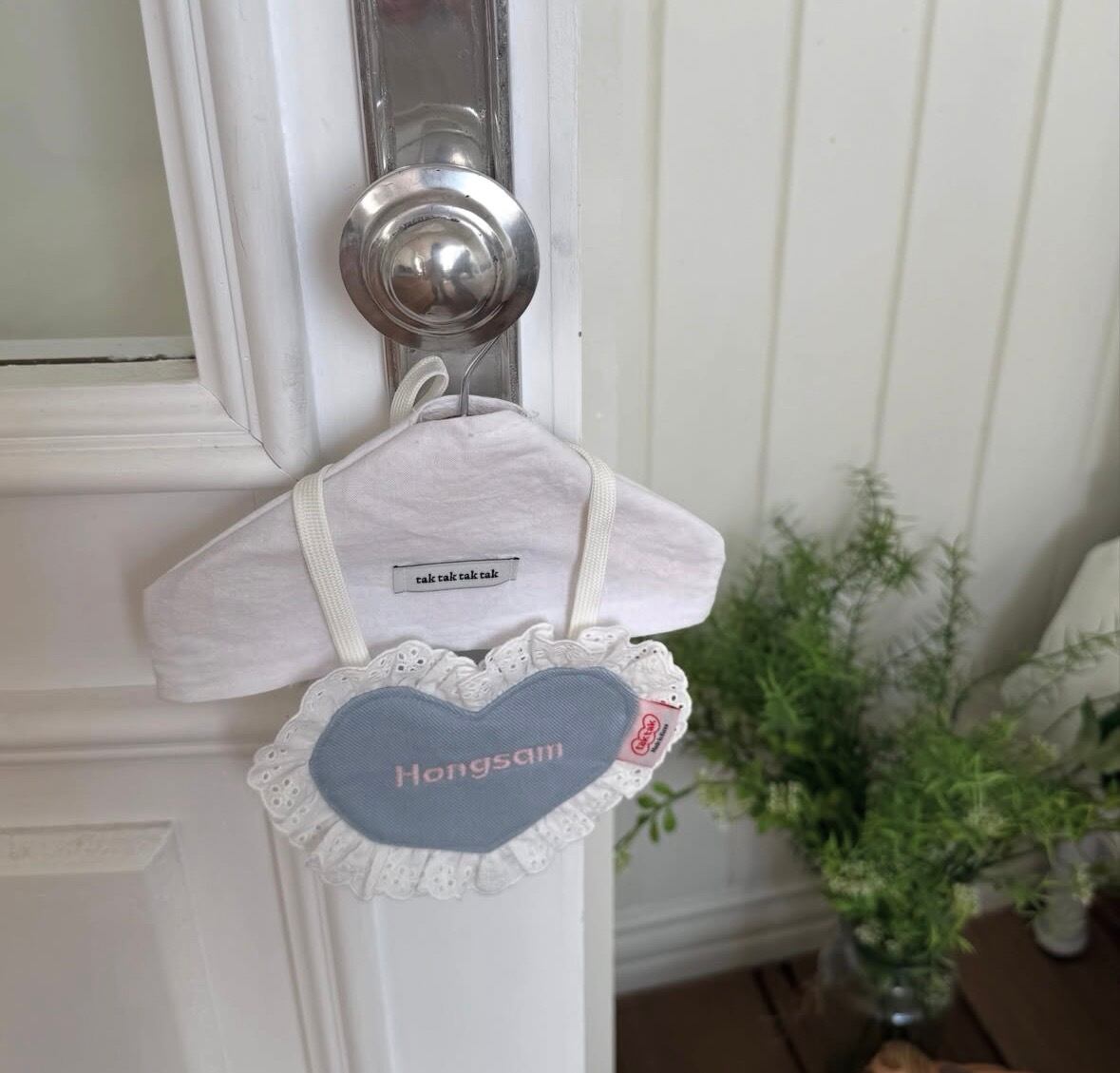 【即納】［tak!tak!tak!tak!］denim heart bib （スタイ単品）