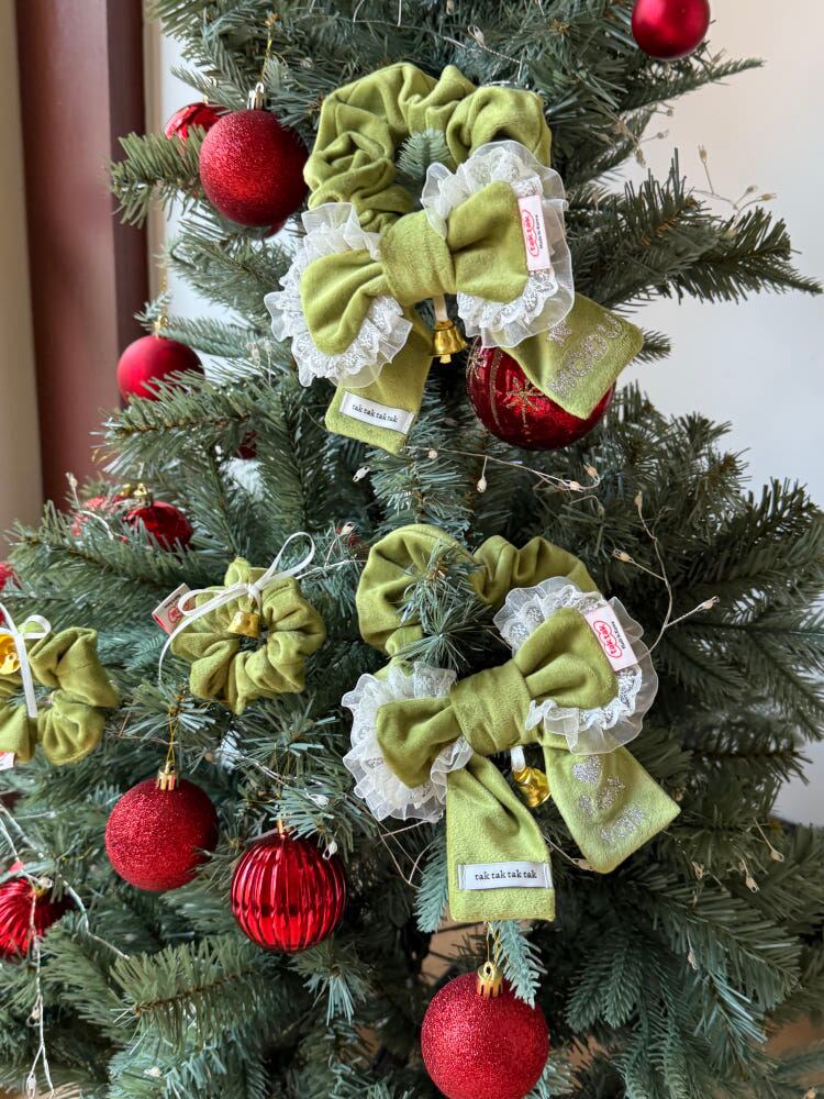 ネーム刺繍［tak!tak!tak!tak!］Merry Bell Series_ Velvet Ribbon Cape（green）