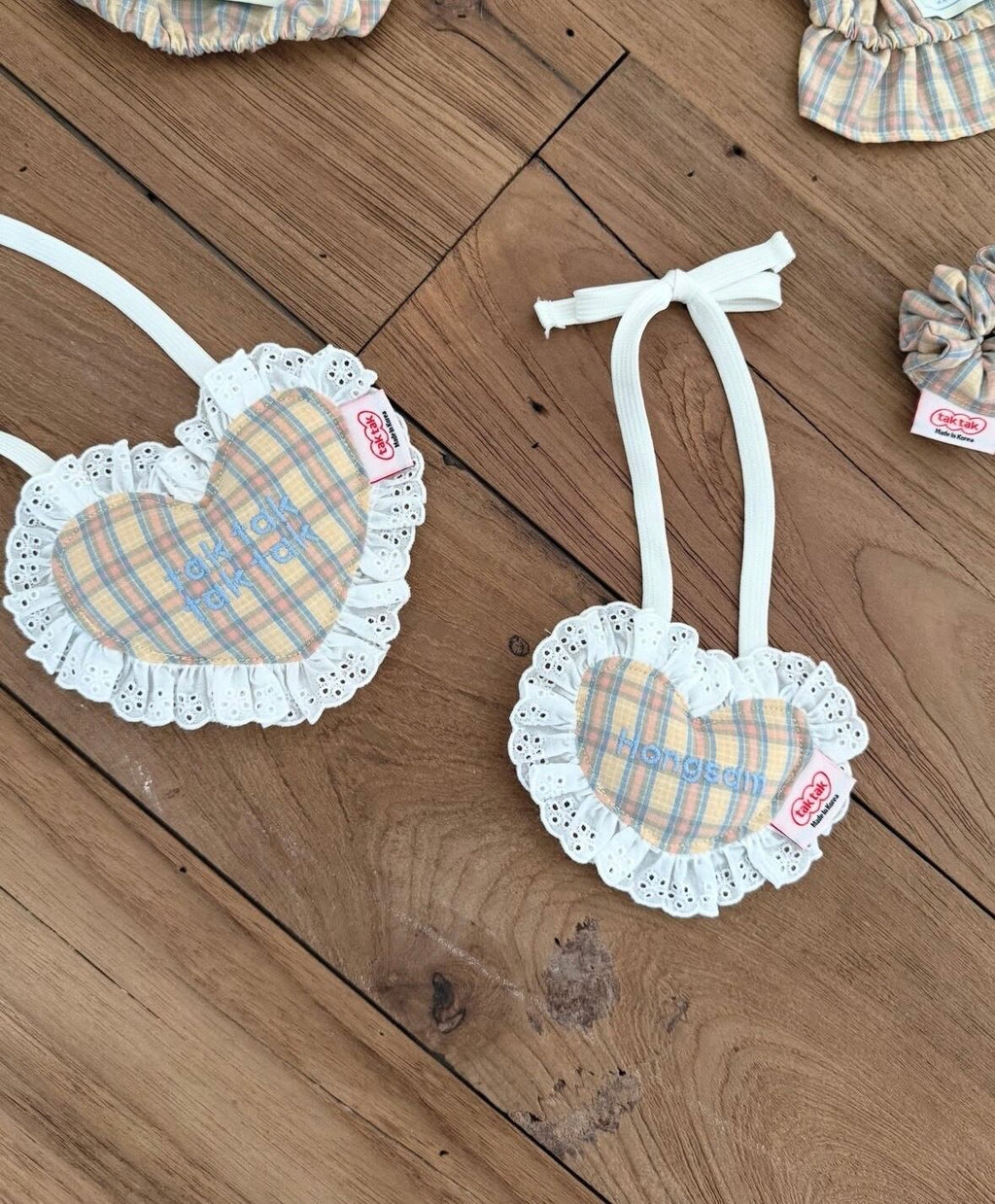 特典付き*ネーム刺繍［tak!tak!tak!tak!］Little jelly check cushion bib（スタイ単品）