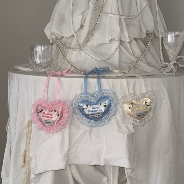 特典付き*ネーム入り［tak!tak!tak!tak!］Oh,Rosy Series Satin Cushion Heart Bib